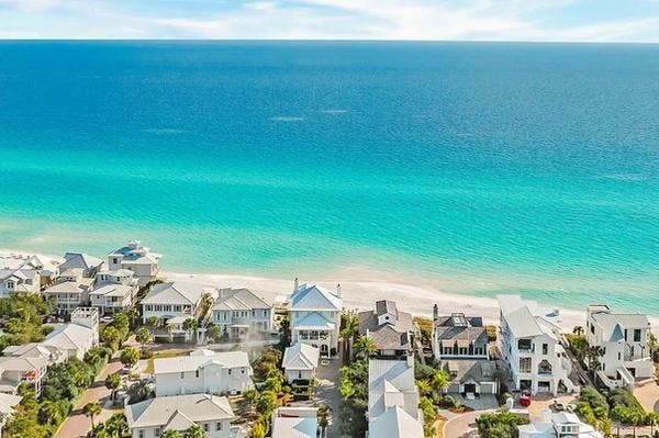 Holden Beach Escape: Oceanfront Vacation Rentals That Define Coastal Bliss
