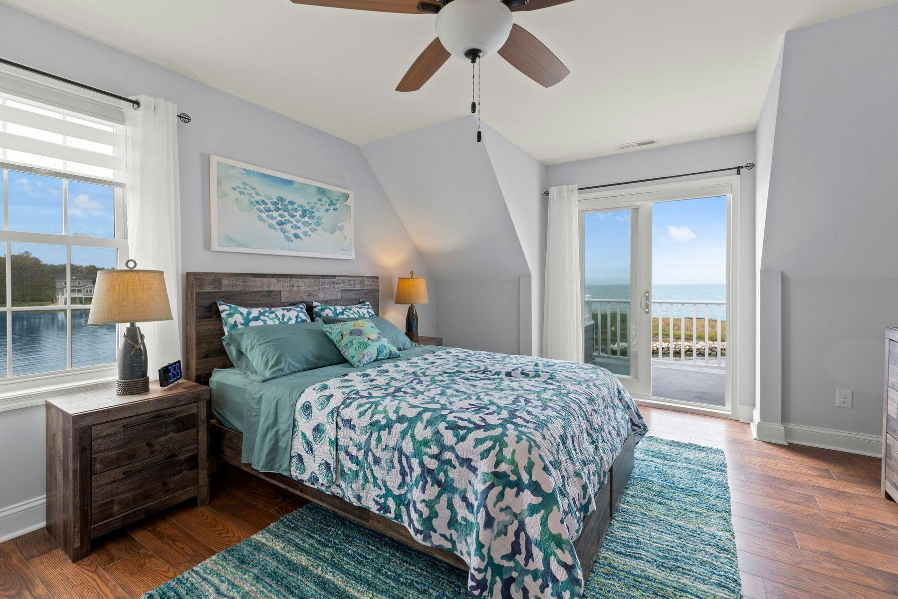 Coastal bedroom with views in Chincoteague