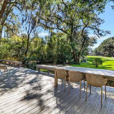 Outdoor living space at a Hilton Head Island vacation rental