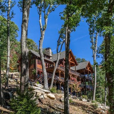 Exterior view of a vacation rental in the Lodges at Eagles Nest.