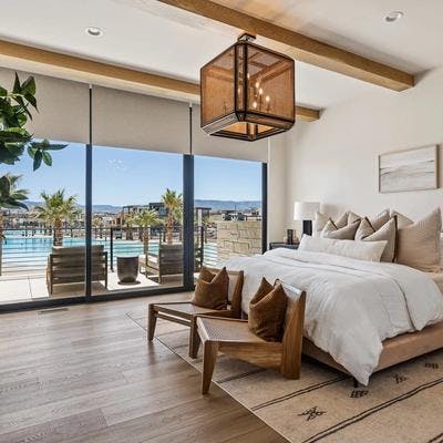 Bedroom with view to pool