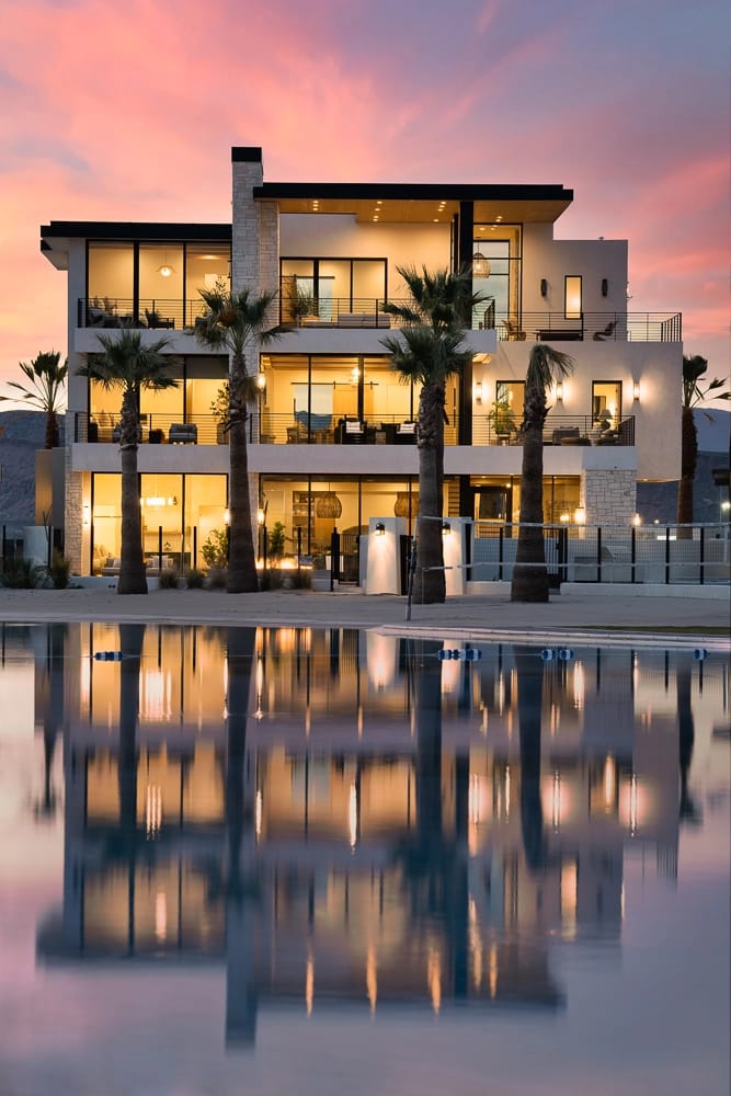 Homes Embodying Their Destination